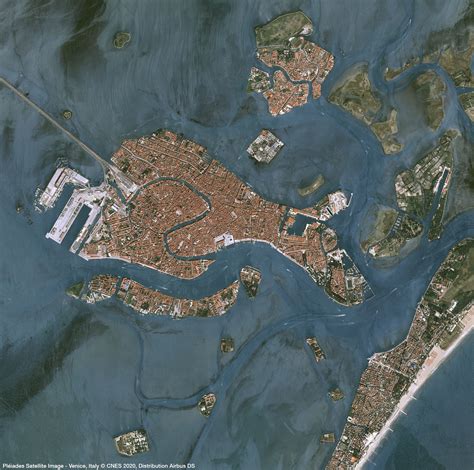 Venice, Italy high quality satellite image | Pléiades