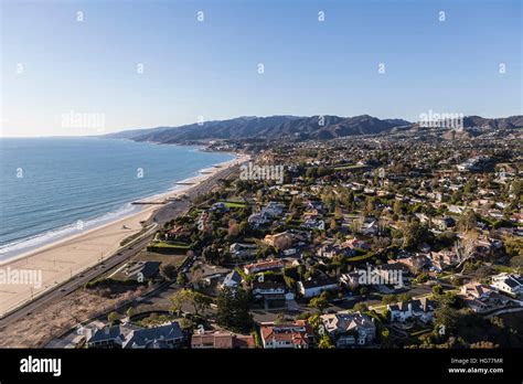 Pacific palisades california aerial hi-res stock photography and images - Alamy