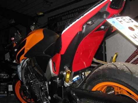 Details zum Custom-Bike Honda CB 1000 R No Limit Special Edition Repsol Replica des Händlers ...