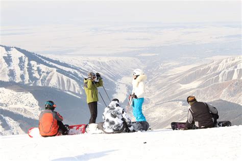 Karakol ski-resort tour Kyrgyzstan, 7 days - travel company Nomads Yurt