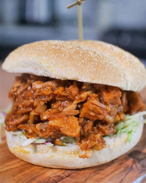 Instant Pot Jackfruit Pulled "Pork" | Vegan Recipe - The Edgy Veg