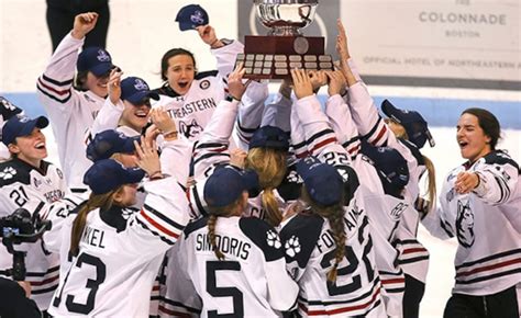 Previewing a big year in Division 1 women's college hockey