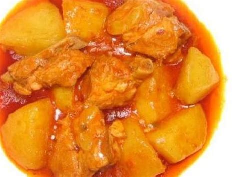 PATATAS CON COSTILLAS ADOBADAS | Recipe | Food, Sweet and sour pork, Ethnic recipes