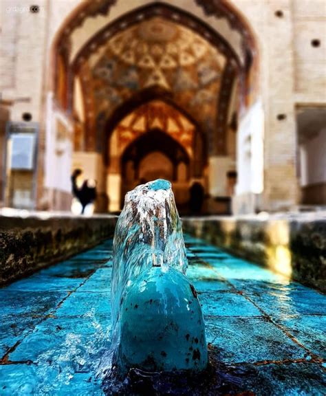 Fin Garden in Kashan, a great sample of Persian gardens | Persian garden, Persian architecture ...