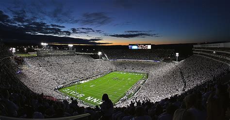 Penn State players laud Beaver Stadium's White Out experience