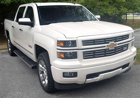 2015 Chevrolet Silverado Z71 (Where Rugged Meets Refined) – Auto Trends Magazine