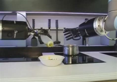 Robot chef serves up the future of home cooking - Arabian Business