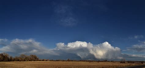 Distant Thunderstorm Over Greeley, CO - Afternoon, 2013-03-29 ...