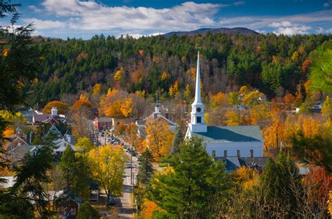 Best Small Towns in America - Prettiest Small Towns in America