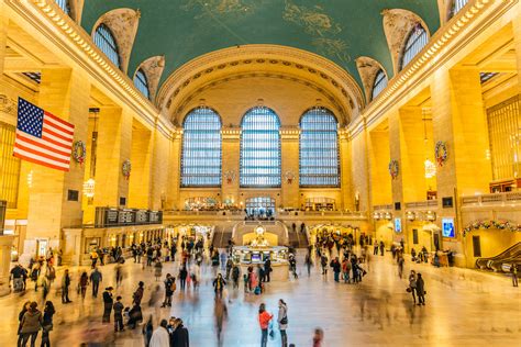 All Aboard: Top Restaurants in and Around Grand Central Terminal