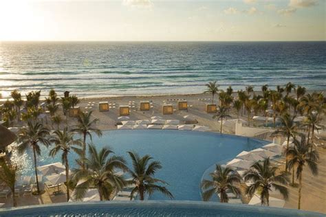 Le Blanc Spa Resort Cancun is one of the best places to stay in Cancún