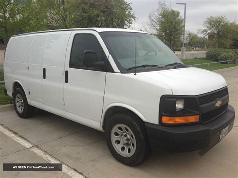 2009 Chevrolet Express 1500 Cargo Van 4 - Door 5. 3l Flex Fuel E85 Awd