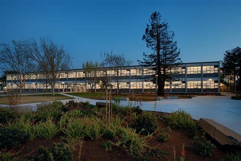 Encinal Junior & Senior High School – QKA – Quattrocchi Kwok Architects