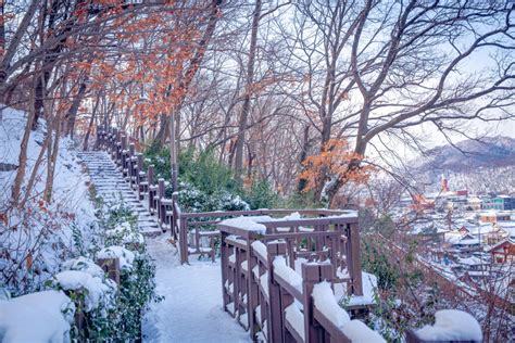 ‘Snowscape’ Photo Spots in Jeonju Hanok Village