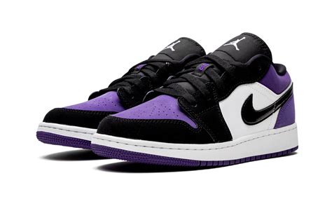 Air Jordan 1 Low GS “Court Purple” 553560-125