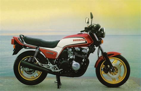 Honda CB1100F (1982) | Honda, Classic bikes, Honda cbx