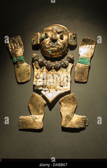 Ancient incan inca artifacts Museum of the Royal Tombs of Sipan Museo Stock Photo, Royalty Free ...