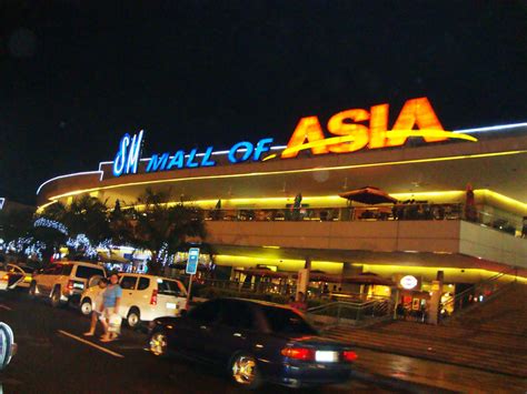 FLOWERSBLOOMS by "Elvie": Fun at the SM Mall of Asia