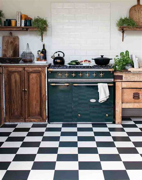 Checker floor tiles - retro-authentic 9" squares in 3 cheery patterns