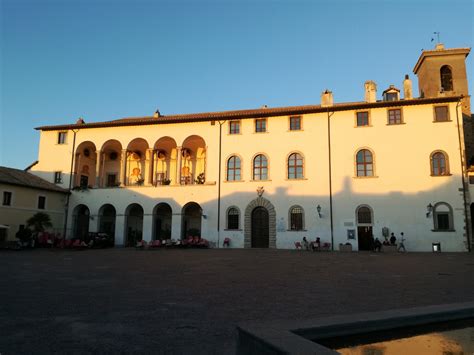 CERVETERI - NECROPOLI ETRUSCA E MUSEO NAZIONALE CERITE - (Roma) - Arte e Cultura con Trasporto