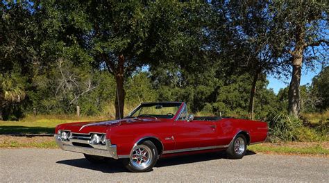 1967 Oldsmobile Cutlass | PJ's Auto World Classic Cars for Sale