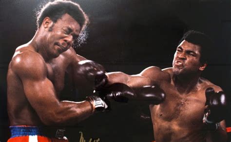 FIGHTS OF THE YEAR: MUHAMMAD ALI VS GEORGE FOREMAN (1974 Stade du 20 ...