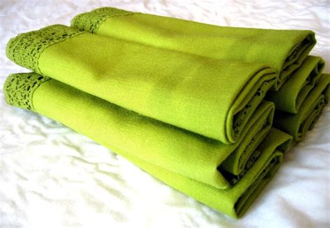 SALE Vintage Lime Green Cloth Napkins Set of Six by OldSoulCharm