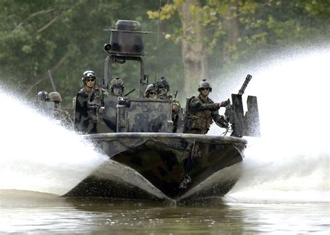 File:US Navy 070825-N-9769P-301 Special Warfare Combatant-craft Crewmen (SWCC) transit the Salt ...