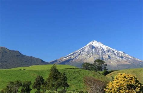 10 Marvelous Mountains In New Zealand One Cannot Miss!