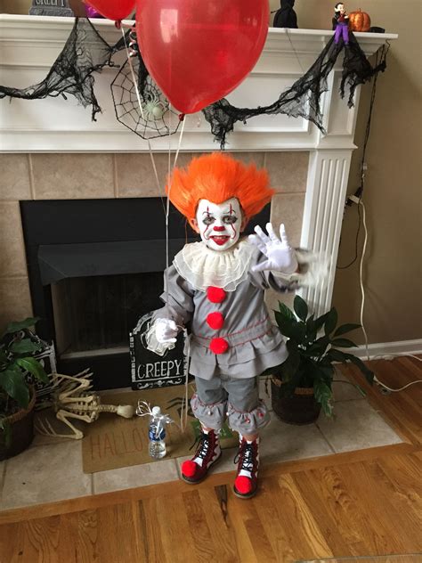 Pennywise The Dancing Clown Costume