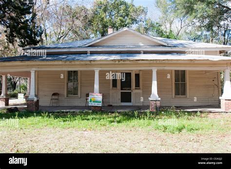 Florida cracker architecture house with , large porch area wrapped ...