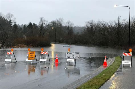 Video: Record rains, flooding hits Western Washington | KOMO