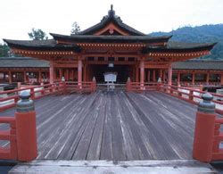 BBC - Religions - Shinto: Shinto shrines