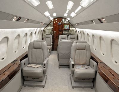 Jet Airlines: Dassault Falcon 2000 interior