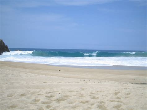 File:Playa maruata.JPG - Wikipedia