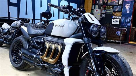 Triumph Rocket 3 'White Pearl' by Shibuya Garage