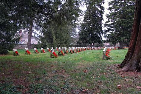 Gettysburg Soldiers National Cemetery Christmas Wreaths 2010 ...