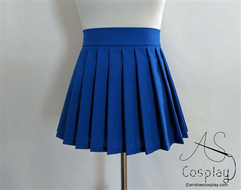 This is a custom made knife pleat skirt suitable for Japanese anime ...