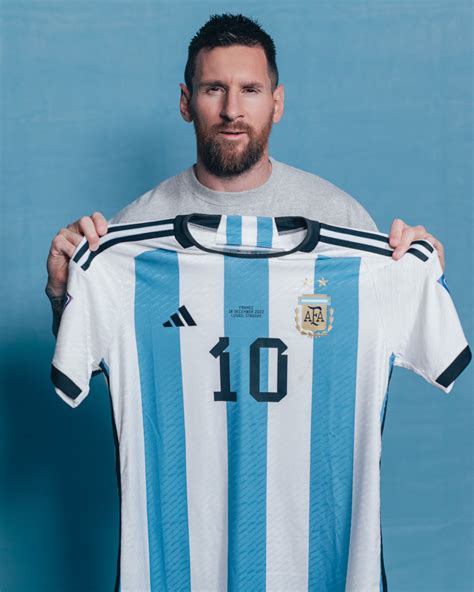 Lionel Messi's 2022 World Cup Jersey Set Sells for $7.8 Million