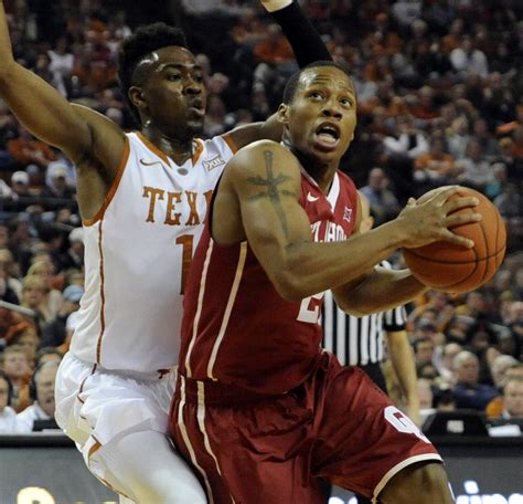 Oklahoma vs. Texas: Score and Twitter Reaction from 2015 Regular Season ...