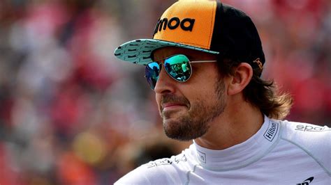 Red Bull rules out signing Fernando Alonso because he causes 'chaos' - ESPN