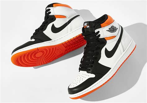 Air Jordan 1 Electro Orange 555088-180 Store List | SneakerNews.com