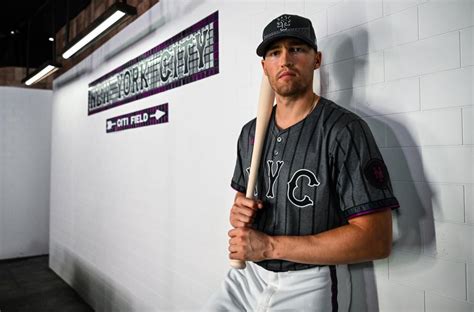 NY Mets' new City Connect uniforms are unveiled. Here's how they look - Yahoo Sports