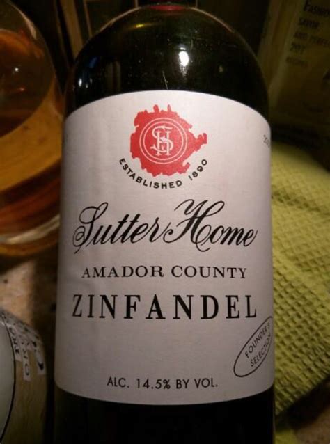 Red Zinfandel | Red zinfandel, Wine bottle, Zinfandel