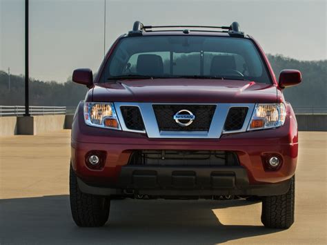 2021 Nissan Frontier: 239 Exterior Photos | U.S. News