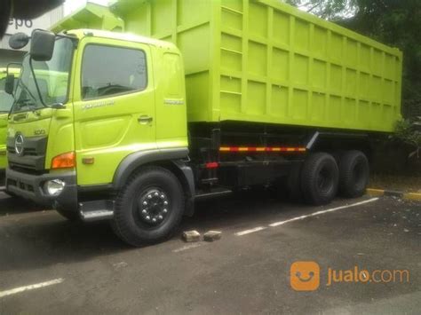 Dump Truk Tronton Hino di Kota Surabaya, Jawa Timur | Jualo.com