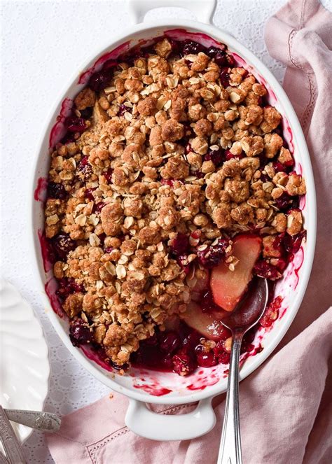 Apple Cranberry Crumble Recipe - Fork Knife Swoon | Recipe | Cranberry ...