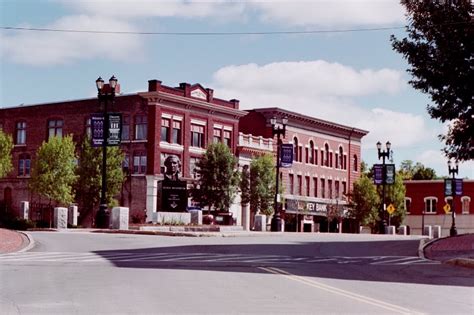 Houlton | Maine: An Encyclopedia