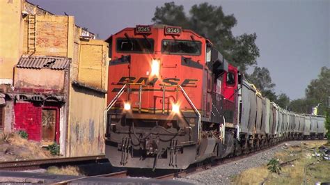 BNSF SD70ACe HORN Compilation - YouTube