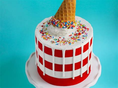 Details more than 73 ice cream cone cake super hot - in.daotaonec